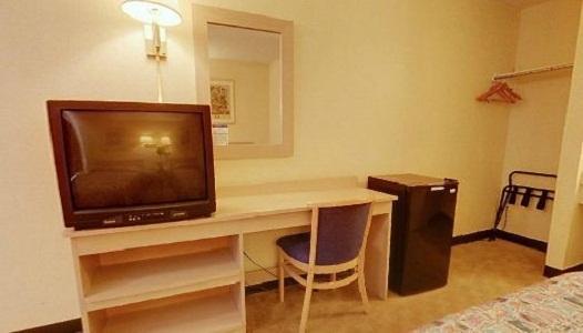 Americas Best Value Inn And Suites Carbondale Bagian luar foto
